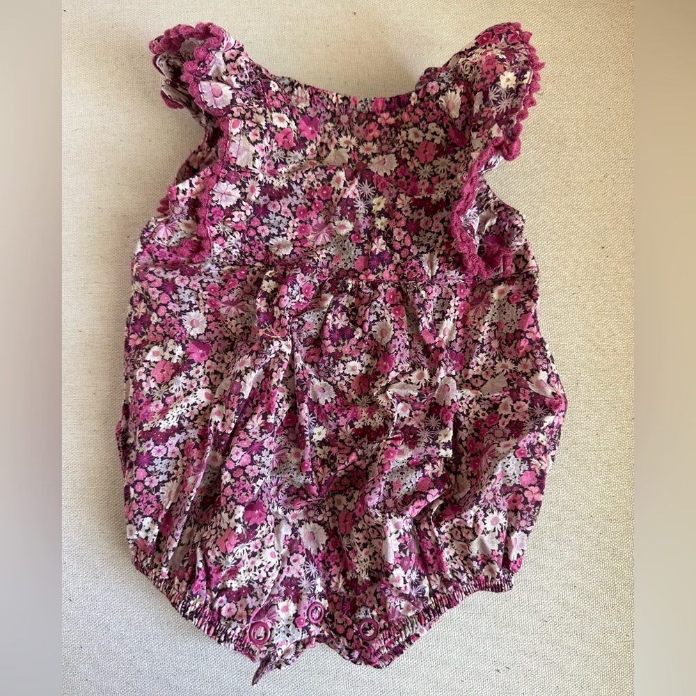 Jamie Kay Floral Onesie. 0-3 mo. Great Condition.
